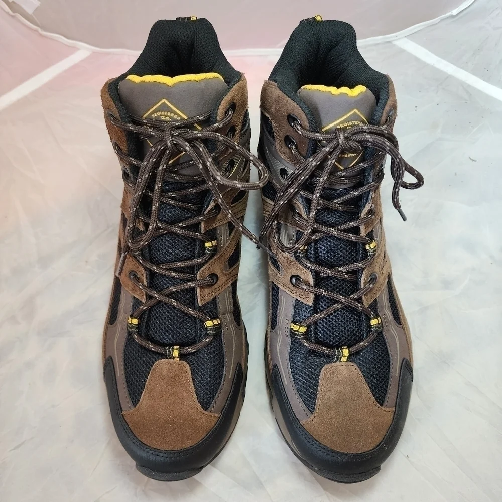 St John's Bay Wharton Leather Hiking Work Boots Outdoors Men's 10 M Leather EUC